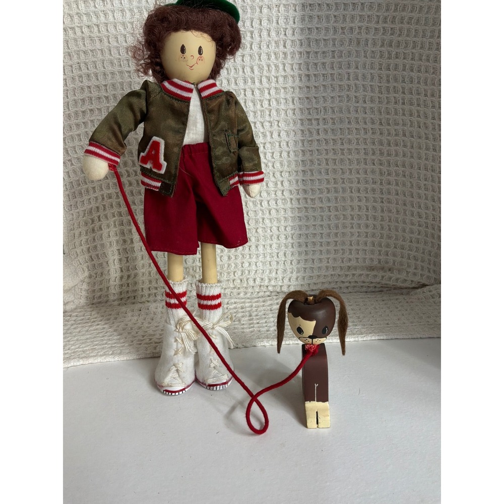 Vintage Collegiate Schoolboy Unbranded Wooden Peg Doll & Dog Set OS Green Red